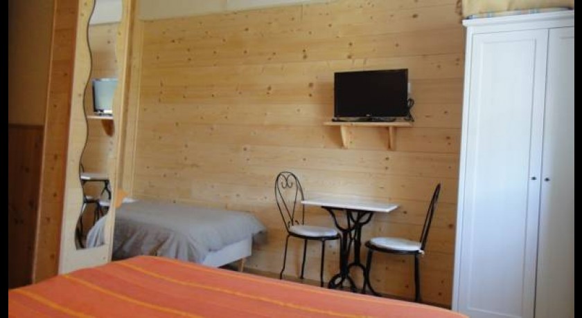 Hôtel L'Équipe  Le sauze