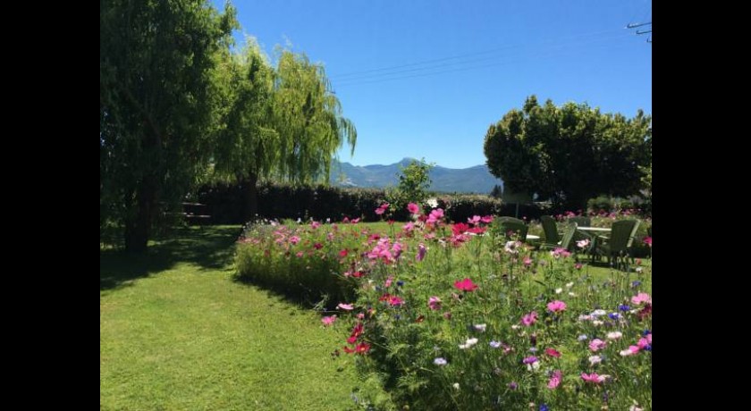 Hotel Le Caboulot  Vaumeilh