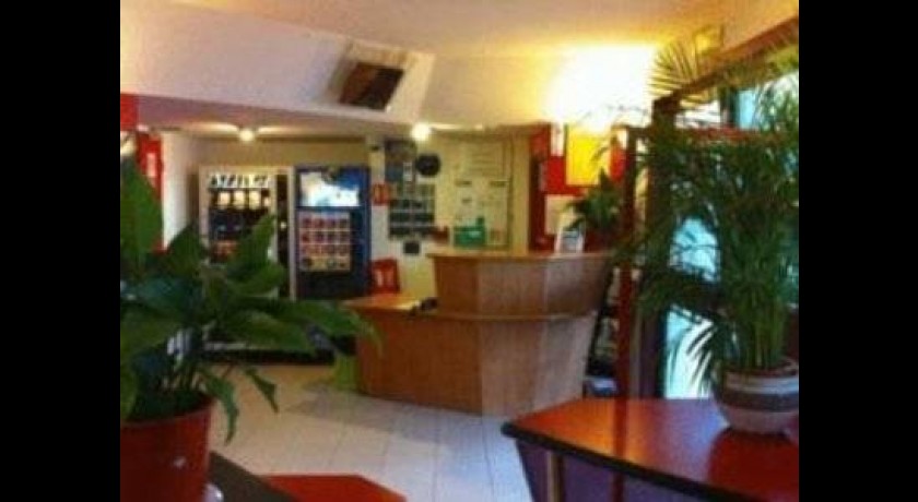 Lemon Hôtel Romans  Bourg-de-péage