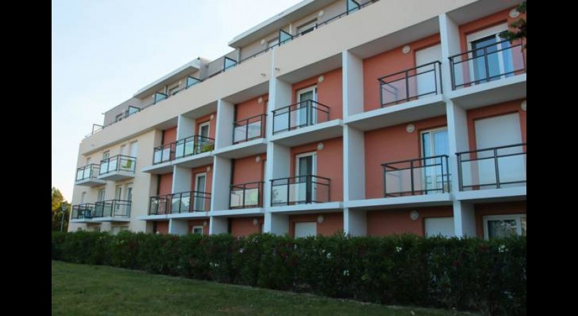 Appart'hôtel Avignon Campus Del Sol  Montfavet