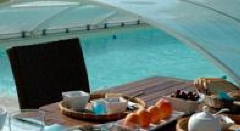 Domaine La Tuilière  Autry-issards