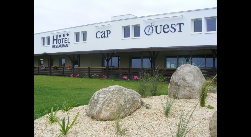 Hôtel Cap Ouest  Plouescat