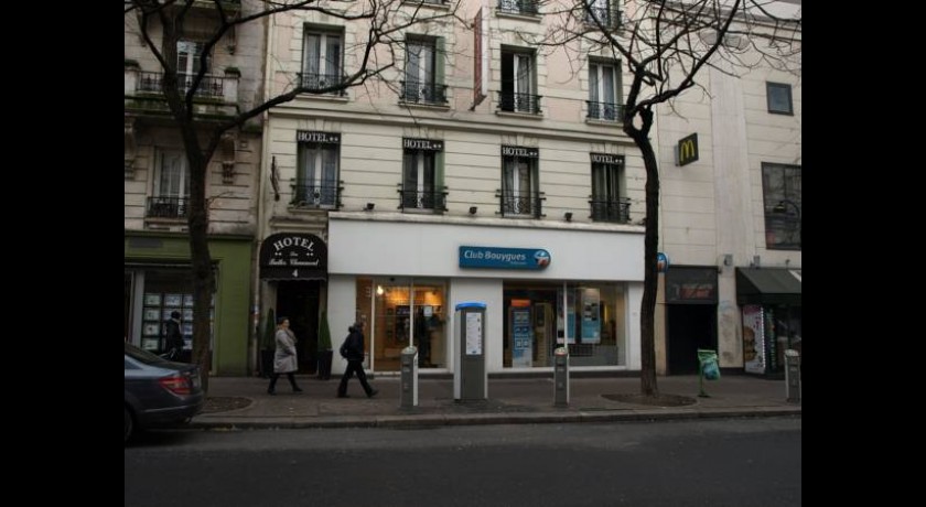Hôtel Des Buttes Chaumont  Paris