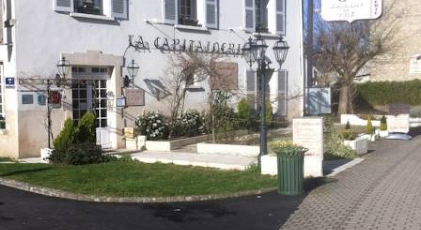 Hôtel La Capitainerie  Châteauneuf-sur-loire