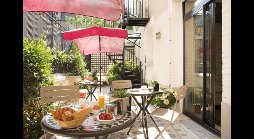 Hôtel La Conversation | Havre de paix avec bar à vin et terrasse à Paris 15