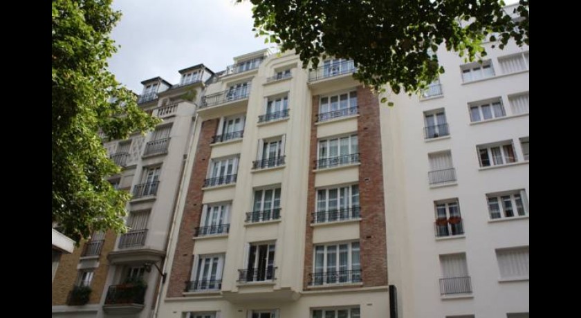 Hôtel La Conversation | Havre de paix avec bar à vin et terrasse à Paris 15