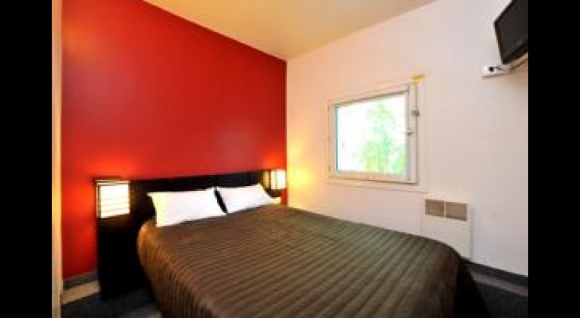 Hotel Balladins Evry 