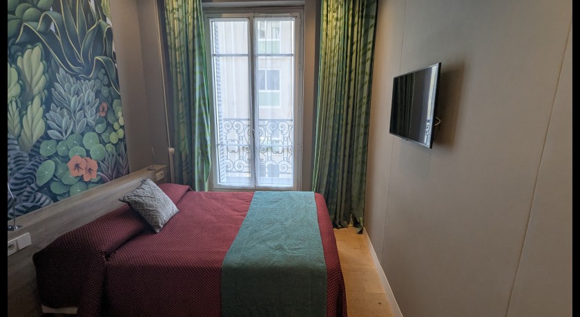 Hôtel Jean Bart - Séjournez au cœur de Paris 6ème, près du Jardin du Luxembourg
