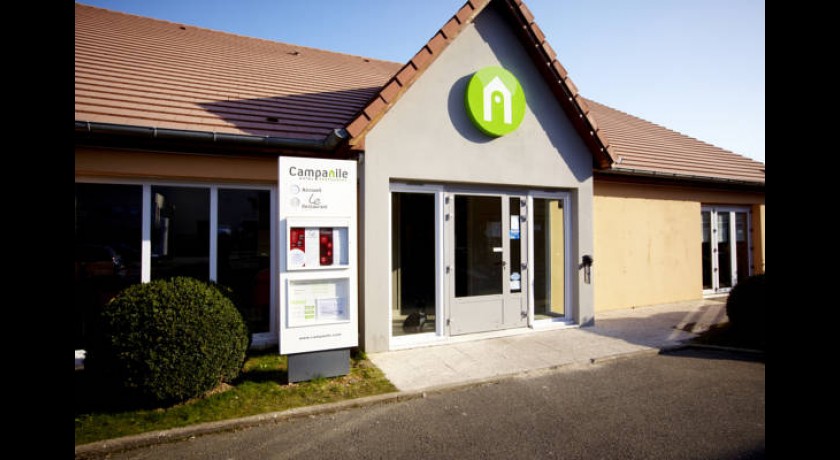 Hôtel-restaurant Campanile Buc 