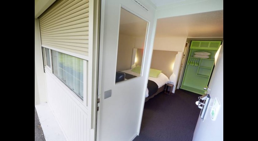 Hôtel-restaurant Campanile Buc 