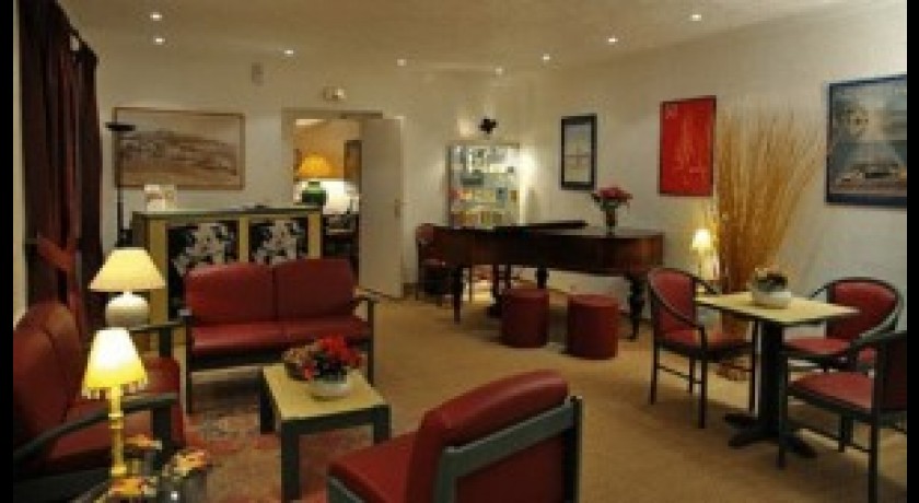 Hotel Palm Beach  Cannes
