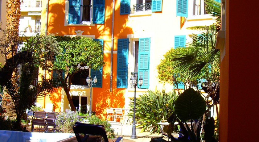 Maison Durante - Hôtel 4 étoiles à Nice avec Jardin Méditerranéen et Confort Moderne