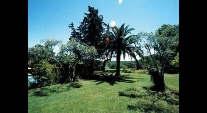 Hotel Auberge Du Colombier  Roquefort-les-pins