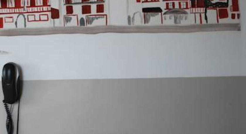 HÔTEL AGUR DENERI: Détente et Vue Époustouflante à Ciboure, Côte Basque