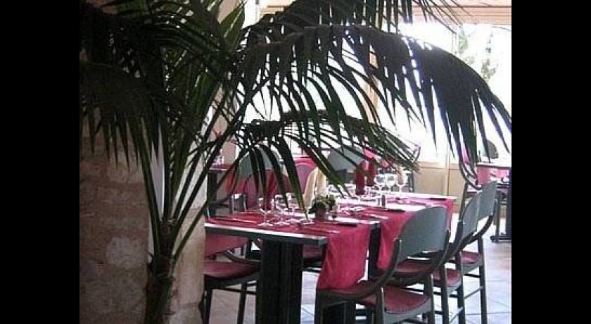 Hôtel Monform Restaurant Du Lac  Monflanquin