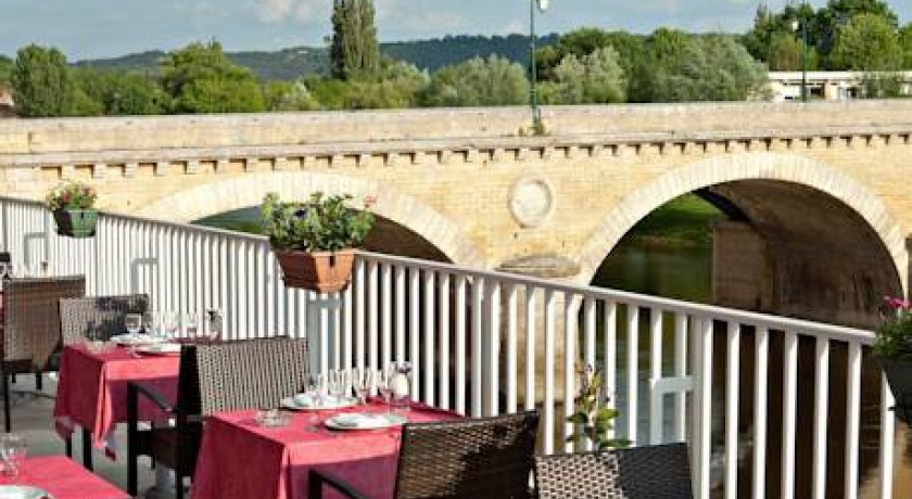 Hôtel Royal Vézère  Le bugue