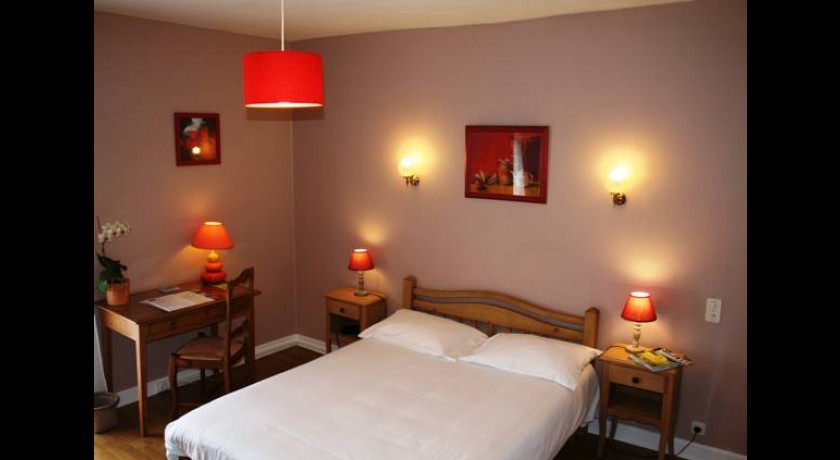 Hôtel-restaurant Le Cygne  Le bugue