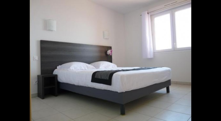 Appart'hotel Résidence La Provence  Saint-mitre-les-remparts