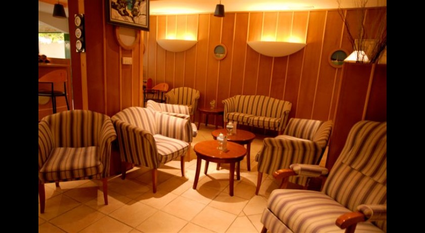 Hotel Best Western Bed And Suites  Gémenos