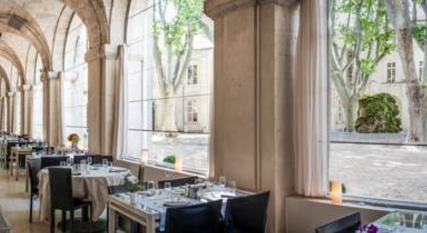 Hôtel Restaurant Cloître Saint Louis  Avignon