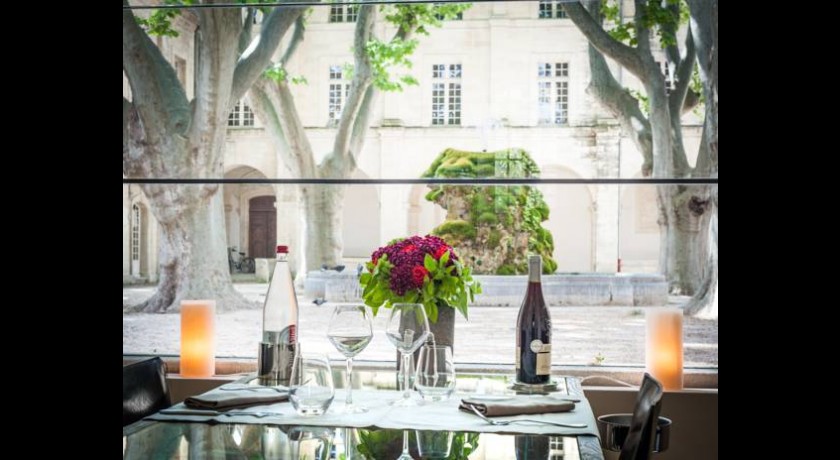 Hôtel Restaurant Cloître Saint Louis  Avignon