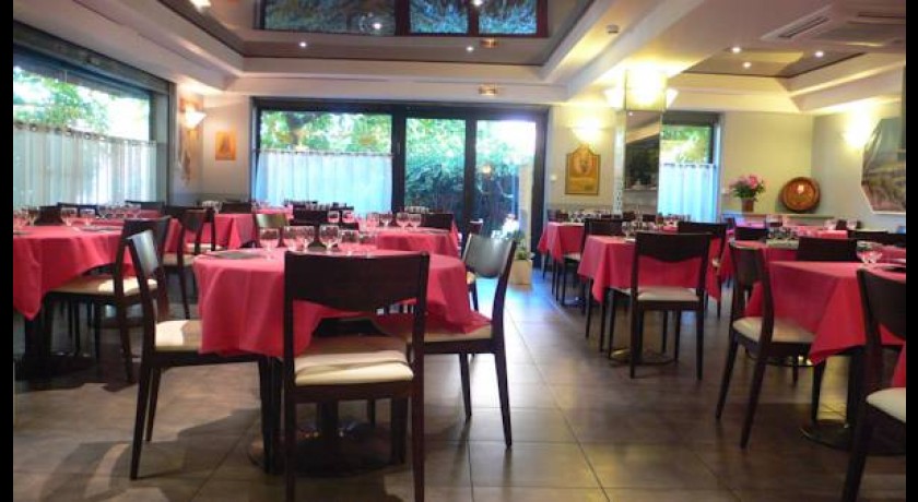 Interhôtel Parc Des Expositions  Marseille