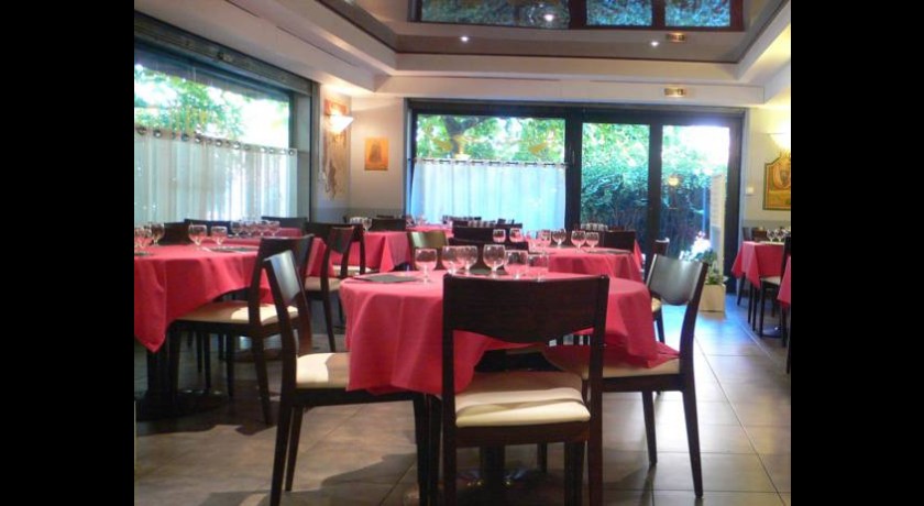 Interhôtel Parc Des Expositions  Marseille