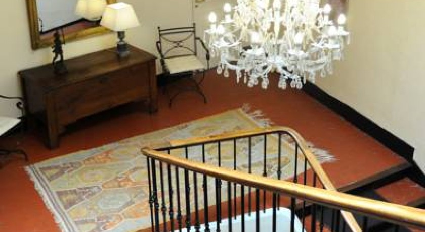 Hotel La Vallée De L'arc  Trets