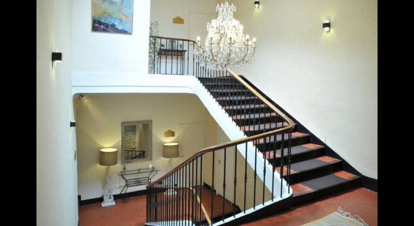 Hotel La Vallée De L'arc  Trets