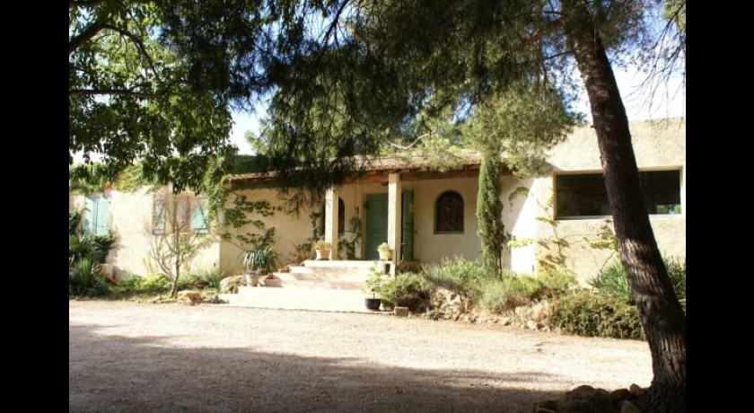 Hotel Le Devem De Mirapier  Cornillon-confoux