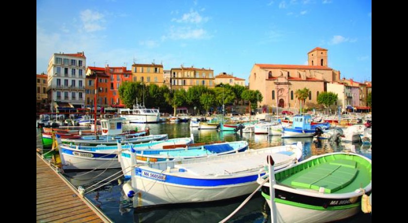 Hotel Le Louveteau  La ciotat