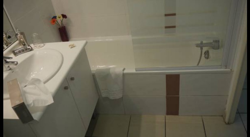 Hotel Le Louveteau  La ciotat