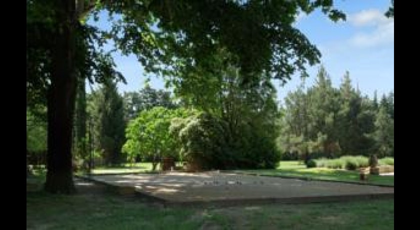 Hotel Le Mas Des Comtes De Provence  Tarascon