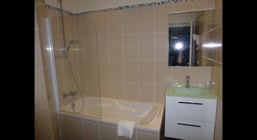 Elysée Hôtel  Châteauroux