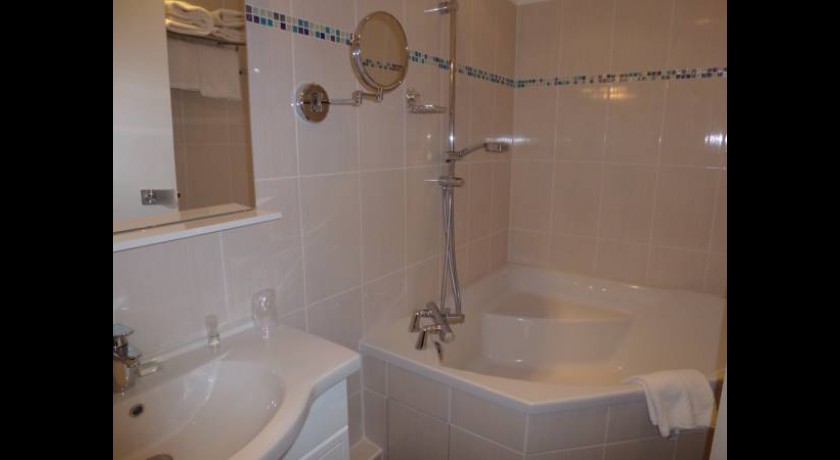 Elysée Hôtel  Châteauroux