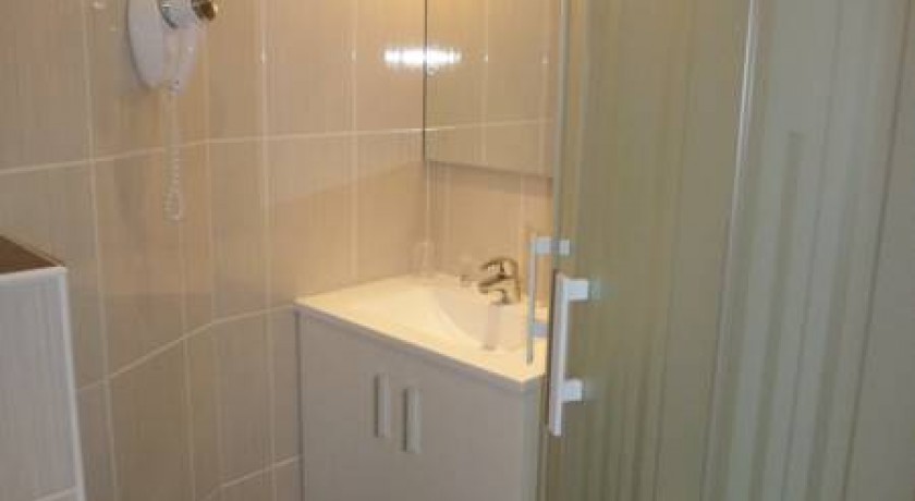 Elysée Hôtel  Châteauroux