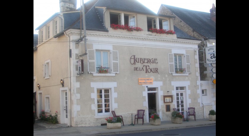Hotel Auberge De La Tour  Châtillon-sur-indre