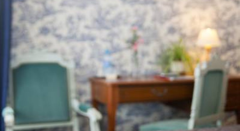 Hôtel Restaurant La Brèche à Amboise - Séjour Authentique au Cœur des Châteaux de la Loire