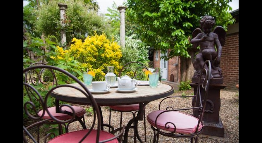 Hôtel Restaurant La Brèche à Amboise - Séjour Authentique au Cœur des Châteaux de la Loire