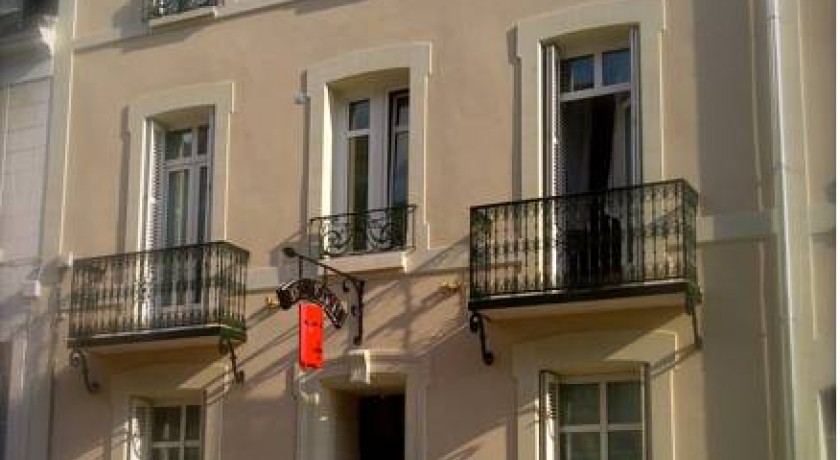 Hotel Vendome  Tours