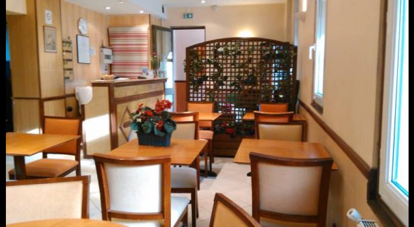 Hôtel Cactus Paris | Offers | Montparnasse