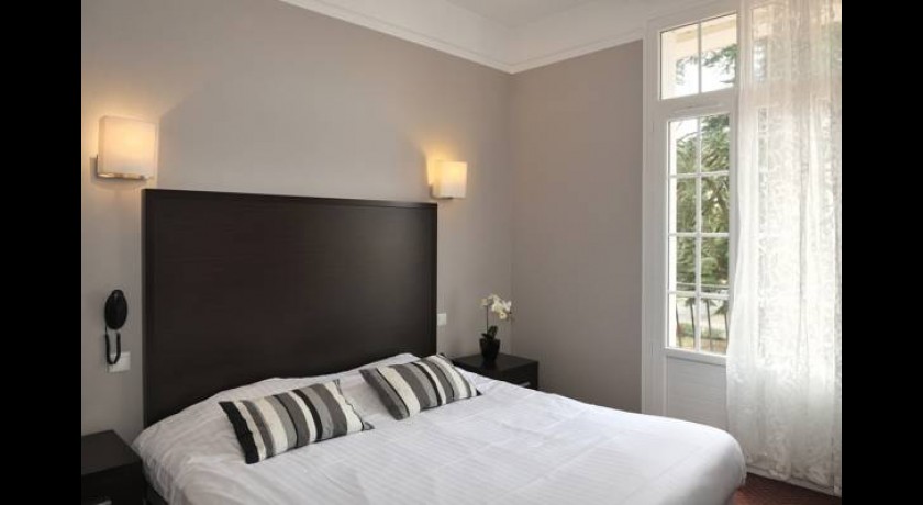 Hotel Le Parc  Salbris