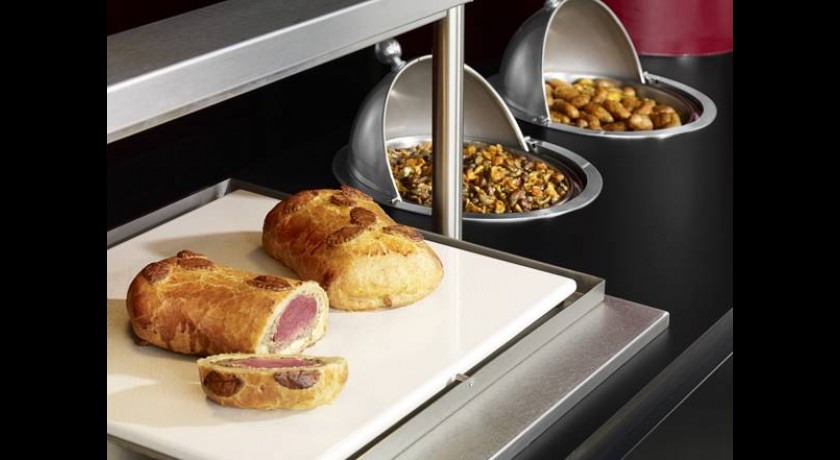 Séjournez au Campanile Orléans Sud La Source : Confort, Services Premium et Proximité Touristique