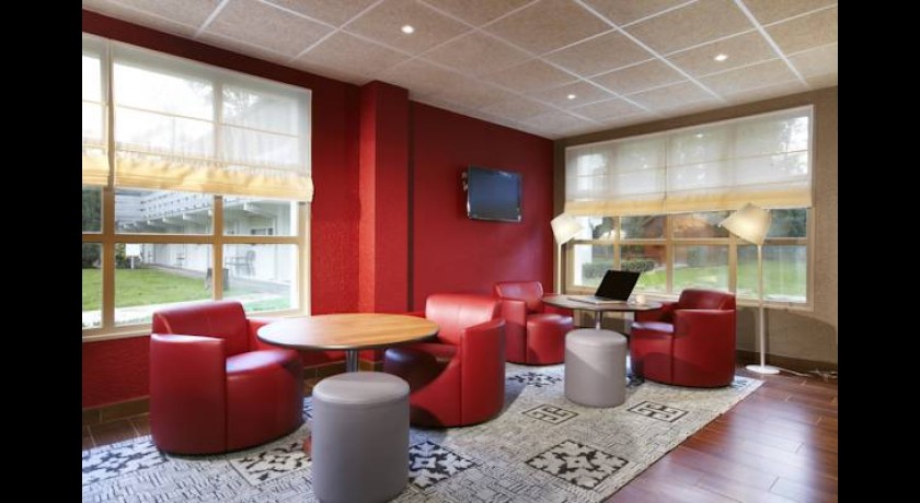 Séjournez au Campanile Orléans Sud La Source : Confort, Services Premium et Proximité Touristique
