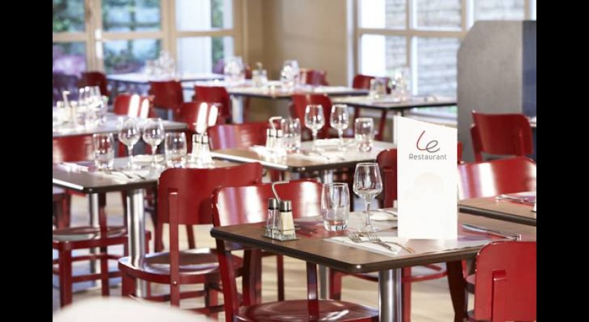 Séjournez au Campanile Orléans Sud La Source : Confort, Services Premium et Proximité Touristique