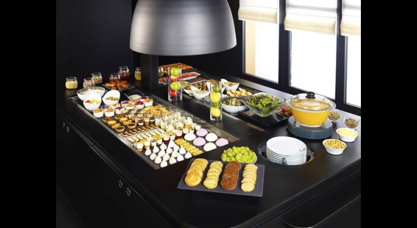 Séjournez au Campanile Orléans Sud La Source : Confort, Services Premium et Proximité Touristique