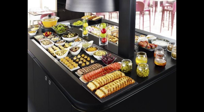 Séjournez au Campanile Orléans Sud La Source : Confort, Services Premium et Proximité Touristique