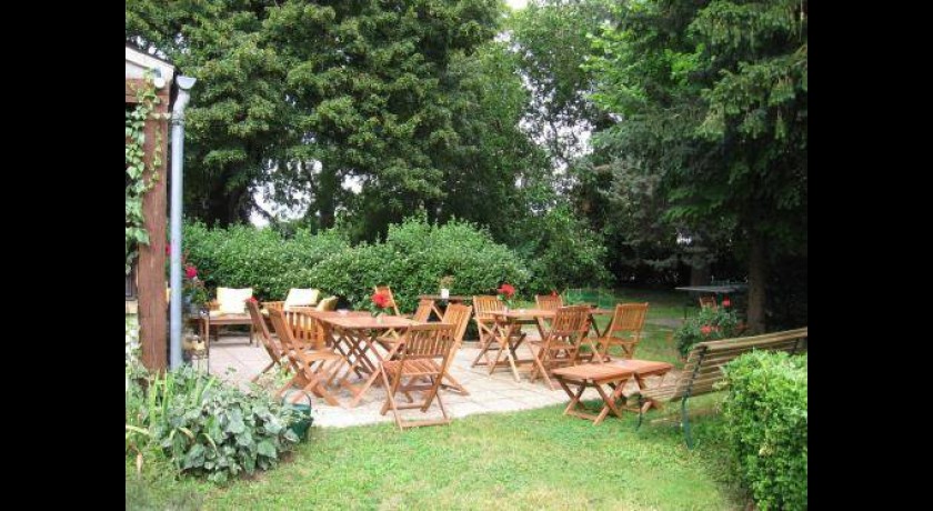 Hôtel Villa Marjane Orléans - Charme et Confort au Cœur de la Vallée de la Loire | Réservez dès maintenant