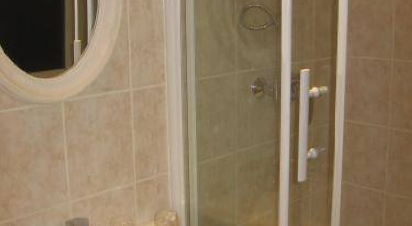 Hôtel Villa Marjane Orléans - Charme et Confort au Cœur de la Vallée de la Loire | Réservez dès maintenant