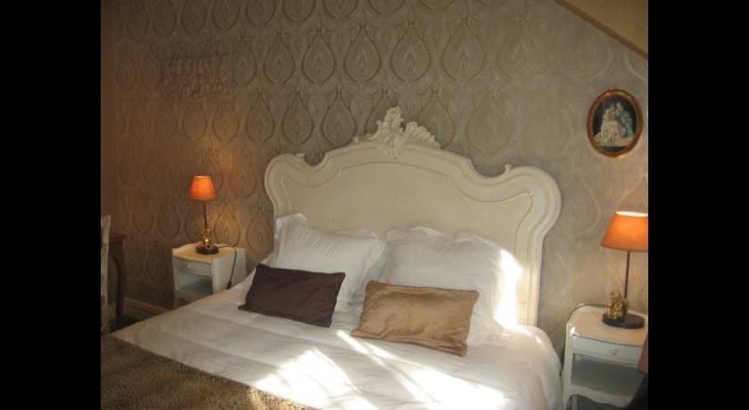 Hôtel Villa Marjane Orléans - Charme et Confort au Cœur de la Vallée de la Loire | Réservez dès maintenant